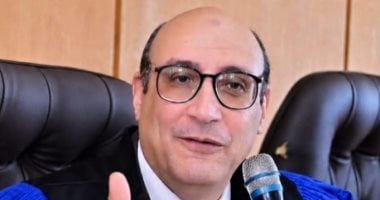 الدكتور محمد عبد السلام أبو خزيم يفوز بجائزة جامعة عين شمس التقديرية