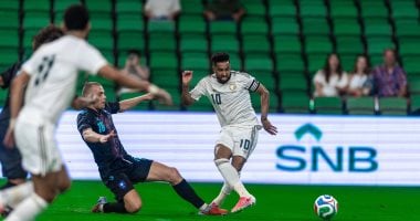 سالم الدوسري في مباراة سابقة مع منتخب السعودية