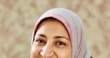 شهيدة الامتحانات.. أسرة معلمة أسوان تنتظر جثمانها بعد حادث مروع بالبحيرة