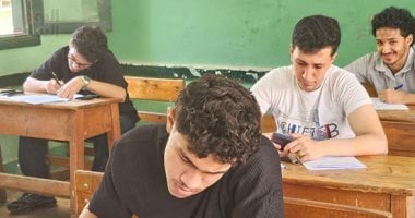 بدء لجنة الرياضيات البحتة بامتحان القسم العلمى للشهادة الثانوية الأزهرية