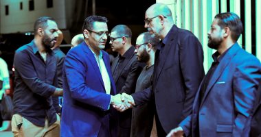 وصول نقيب الصحفيين لتقديم العزاء فى الزميل الراحل أحمد عادل بمسجد الحامدية الشاذلية
