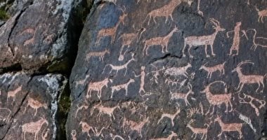 العثور على 1200 نقش صخري نادر في كازاخستان