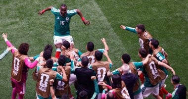 المكسيك تفتتح مشوارها المونديالي بالفوز على جنوب أفريقيا