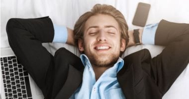 ليست دليلا على الكسل كما تظن.. 3 عادات يومية تكشف تمتعك بذكاء عال 