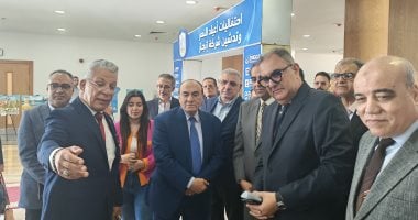 افتتاح مؤتمر جمعية بورسعيد التاريخية بتفقد معرض تاريخى فنى.. فيديو وصور
