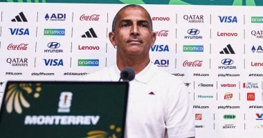 صبري اللموشي مدرب المنتخب التونسي