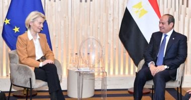الرئيس السيسى يستعرض مع رئيسة المفوضية الأوروبية جهود تنفيذ الإصلاحات الاقتصادية الهيكلية لتحسين التنافسية وتطوير بيئة الاستثمار.. ويعرب عن التطلع لانعكاسها على حجم أعمال الشركات الأوروبية فى مصر 