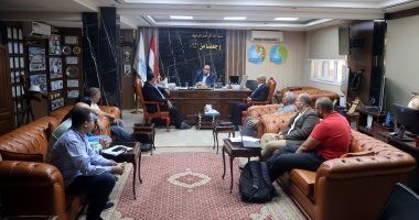 مياه سوهاج توقع عقد تنفيذ مشروع توسعات محطة رفع صرف صحى