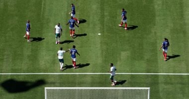 فرنسا تضرب بقوة في افتتاح مشوار المونديال بثلاثية أمام السنغال