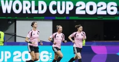 التشيك ضد جنوب أفريقيا.. توري بينسو أول حكمة تدير مباراة فى كأس العالم 