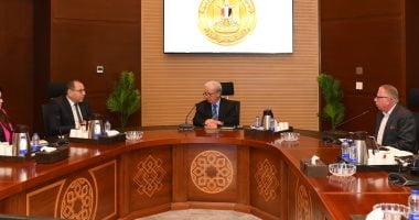 نائب رئيس مجلس الوزراء يتابع مستجدات تنفيذ مشروع تطوير صناعة الغزل والنسيج
