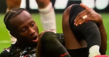 إصابة خطيرة لكونيه لاعب كندا وطرد جديد فى مباراة قطر بكأس العالم 2026.. صور 