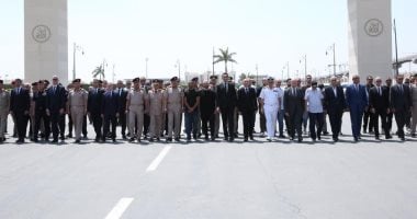 الفريق أشرف سالم زاهر يتقدم الجنازة العسكرية  للفريق يوسف عفيفى