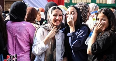 انطلاق ماراثون الثانوية العامة.. 922 ألف طالب وطالبة يؤدون امتحانى الدين والوطنية 