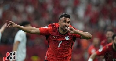 محمود تريزيجيه يعزز بالهدف الثالث لمنتخب مصر أمام نيوزيلندا.. صور 