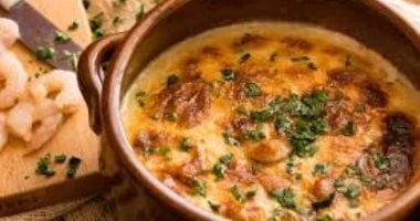 طريقة عمل طاجن سى فود بالجبنة.. وجبة شهية وغنية بالعناصر الغذائية 