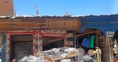 إزالة المحال القديمة بجوار موقف "هو" بنجع حمادي تمهيدًا لإنشاء بوابة ودورات مياه