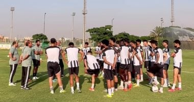 سامي قمصان يجتمع بلاعبي المقاولون على هامش بداية الاستعداد للموسم الجديد