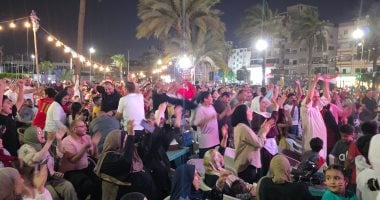 فرحة عارمة فى الإسماعيلية بعد هدف منتخب مصر الأول.. فيديو
