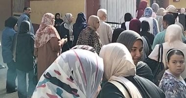 مادة اللغة الإنجليزية ترسم الفرحة على وجوه الطلاب بالشرقية