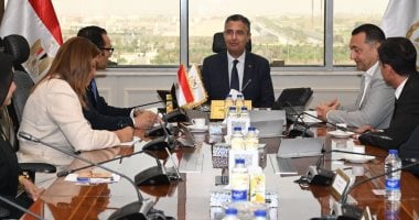وزير التموين يبحث آليات التمويل للمستفيدين من مشروع كارى أون