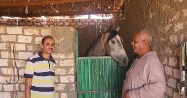 صحفى اليوم السابع مع العمدة مكرم
