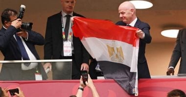 إنفانتينو يرفع علم مصر بعد الكوارث التحكيمية فى مباراة الأرجنتين 