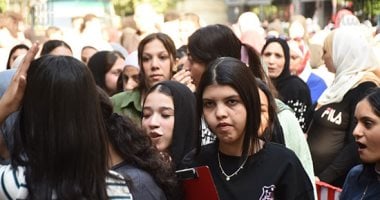 قطار الثانوية العامة.. الفيزياء أسهل من الكيمياء والتاريخ فى مستوى الطالب المتوسط