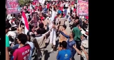 جماهير مصر تستقبل المنتخب بالأعلام