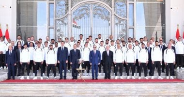 استقبال الرئيس السيسى وتكريمه لبعثة منتخب مصر فى مدينة العلمين