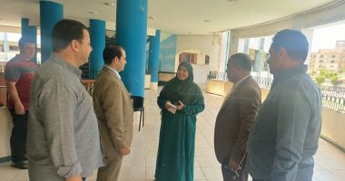 46 ألف جنيه دعم للعمالة غير المنتظمة وتسليم 239 عقد عمل بالخارج ببنى سويف