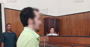 استئناف محاكمة طالب جامعى بالشرقية متهم بقتل والدته بـ 12 طعنة فى يوم العيد