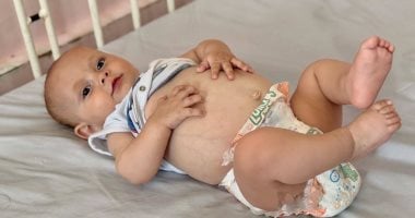رضيعة فى مواجهة المرض.. روضة أبو زرقة تواجه تضخم الكبد وهبوط السكر فى عمر 7 أشهر فقط وتنتظر فرصة للحياة خارج غزة قبل فوات الأوان.. والدتها: ابنتي تقضي معظم وقتها في المستشفى وأحلم بسفرها لتلقى العلاج
