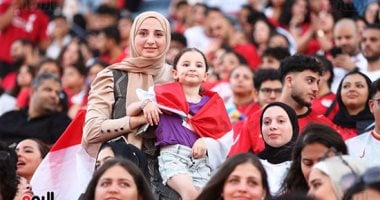  بحبك يا بلادى.. 40 ألف مصرى يحتفلون بمنتخب مصر فى استاد القاهرة
