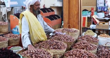 الشيخ فرحان تاجر بلح فى أسوان