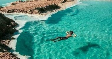 العلاج بالدفن فى الرمال.. واحة سيوة مملكة السياحة العلاجية فى مصر
