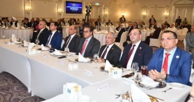 حماة الوطن ينظم حلقة نقاشية عن واقع ومستقبل القطاع الصحى بحضور وزير الصحة