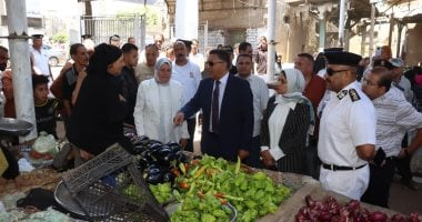 محافظ القليوبية يتفقد سوق بهتيم بعد الانتهاء من تسكين الباعة الجائلين