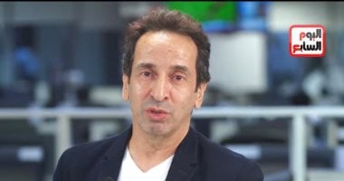 وليد ماهر: حكم مباراة إنجلترا والأرجنتين تأخر فى إخراج البطاقات الصفراء