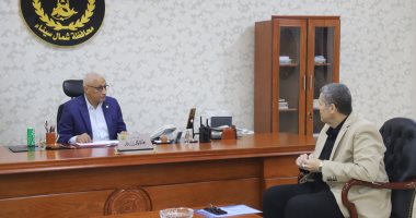 محافظ شمال سيناء يبحث مع وكيل وزارة التعليم تطوير المنظومة التعليمية 