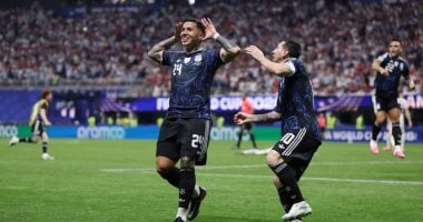 الأرجنتين تعادل رقمًا قياسيًا تاريخيًا في كأس العالم بعد عبور إنجلترا