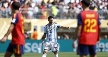 ميسي في مباراة إسبانيا والأرجنتين