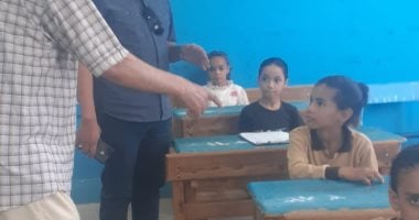تعليم أسيوط تتابع امتحانات الدور الثاني لصفوف النقل بغرفة عمليات وجولات ميدانية