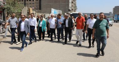 المناطق الشعبية فى قلب التطوير.. جولات ميدانية وحملات مكثفة بالقاهرة للاستجابة لشكاوى المواطنين وتطبيق الحسم البيئي.. إقالة مسئولين بالنظافة لتدنى مستواها بالمرج.. وفرض الانضباط بدار السلام بعد إزالة الإشغالات