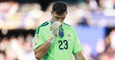 مارتينيز حارس الأرجنتين يلمح إلى الاعتزال الدولي بعد خسارة كأس العالم