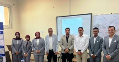 طلاب جامعة القاهرة الجديدة التكنولوجية يبتكرون أول ماكينة مصرية أوتوماتيكية للحام الدوائر الإلكترونية
