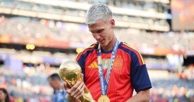 داني أولمو الفائز بكأس العالم مع إسبانيا