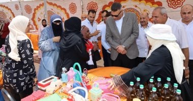 محافظ جنوب سيناء يفتتح معرض المنتجات اليدوية والبدوية فى الطور