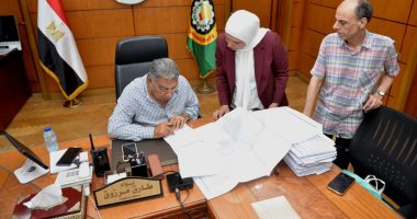 محافظ الدقهلية يعتمد تحديثات الأحوزة العمرانية لـ102 قرية وعزبة بعدد من المراكز