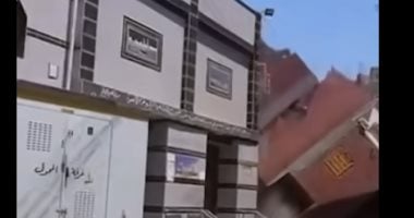 انهيار منزل فوق مسجد بالدقهلية بعد صلاة الجمعة.. فيديو